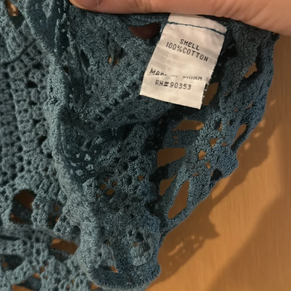 Rebellion Women’s Crochet Doily Short Sleeve Semi Sheer Top Teal Blue Size Small